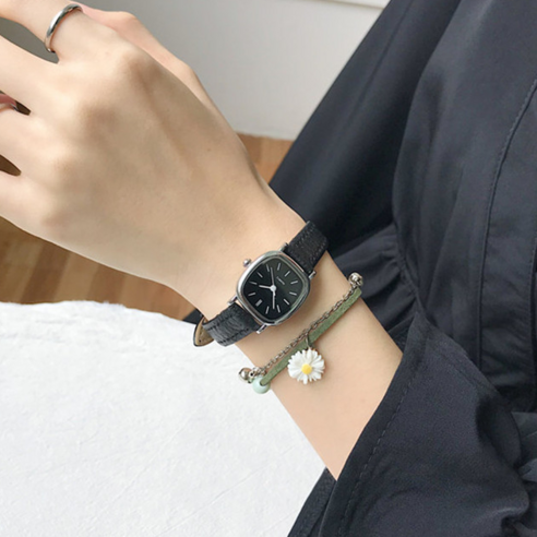 Modern simple square daily leather wristwatch