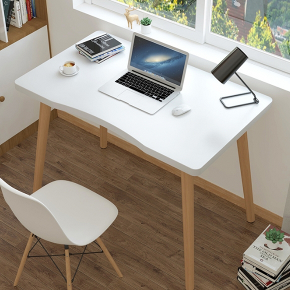 โต๊ะเรียบง่าย 700